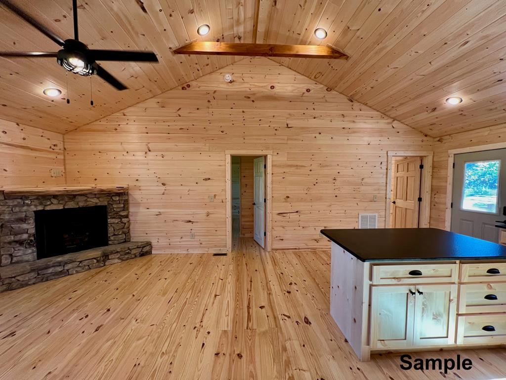 189 Hideout Lane Property Photo 7