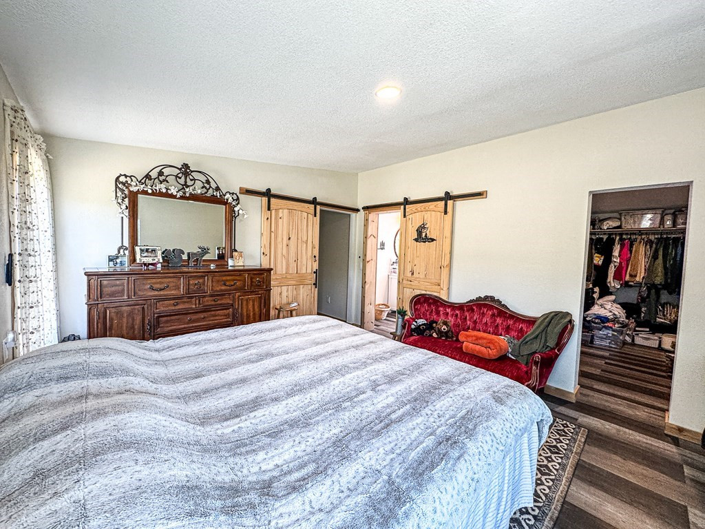10007 Joe Brown Highway Property Photo 12