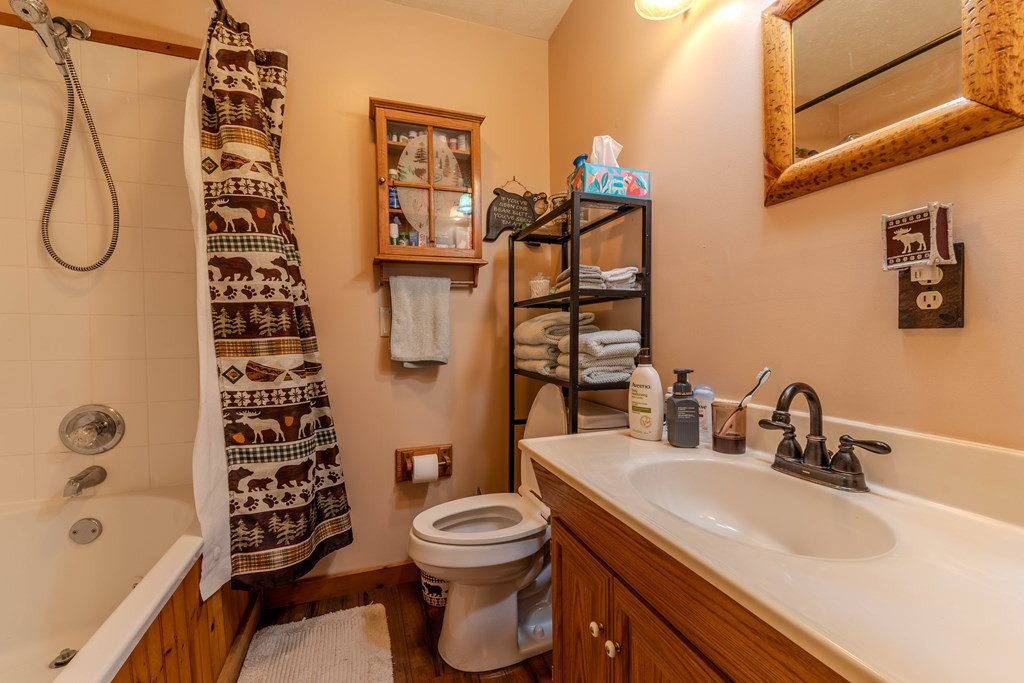 33 Hamlet Circle Property Photo 15
