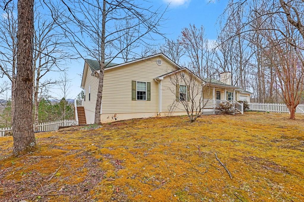 368 Sierra Springs Drive Property Photo 10