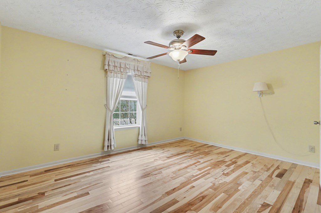 368 Sierra Springs Drive Property Photo 42