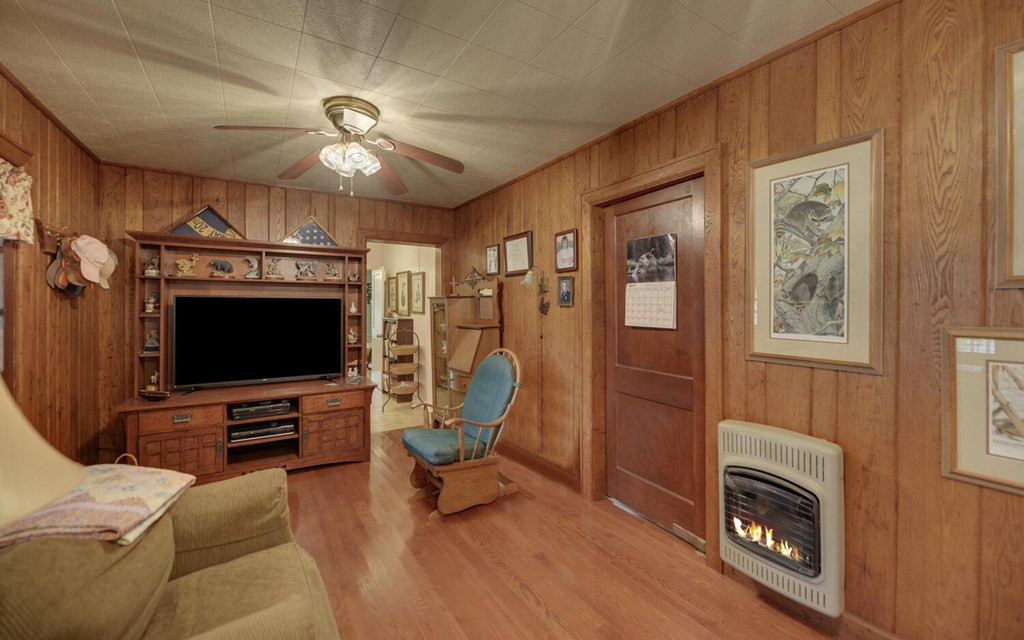 1082 Valley River Avenue Property Photo 25