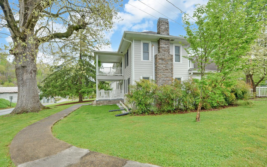 1082 Valley River Avenue Property Photo 32