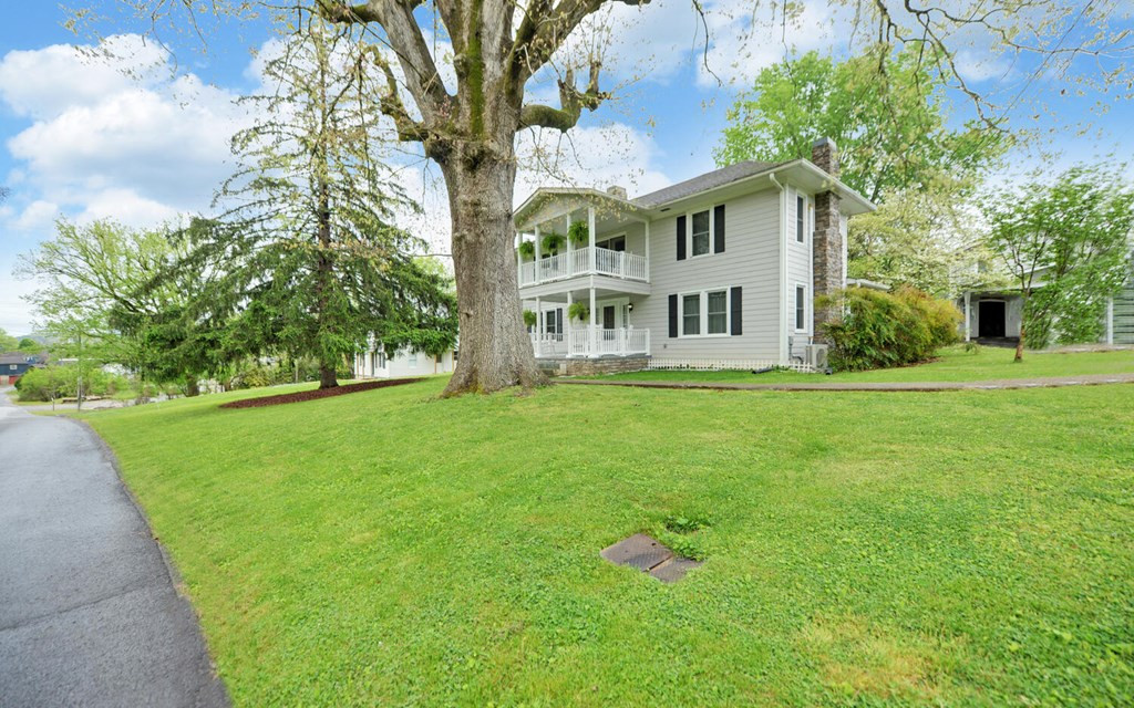 1082 Valley River Avenue Property Photo 33