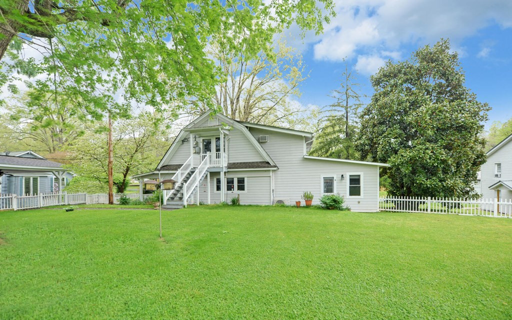 1082 Valley River Avenue Property Photo 34