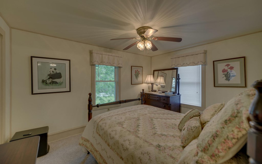 1082 Valley River Avenue Property Photo 41