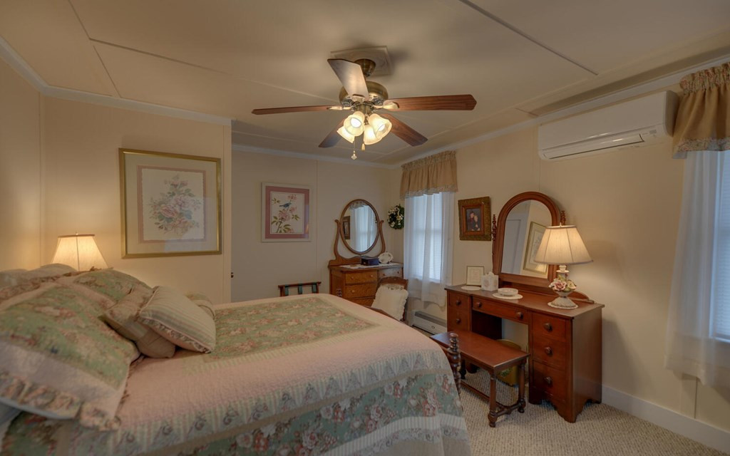 1082 Valley River Avenue Property Photo 43