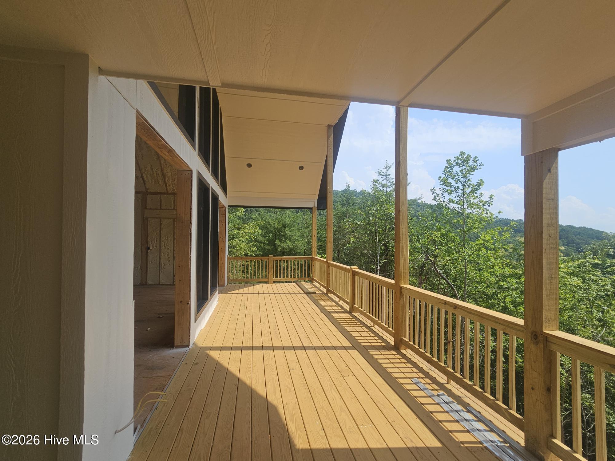 130 Hudson Springs Lane Property Photo 5