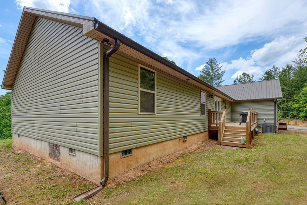 290 Butterball Boulevard Property Photo 6