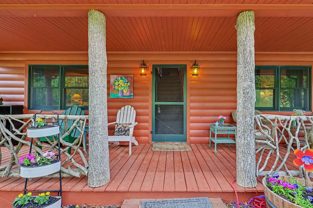 1139 Bearmeat Road Property Photo 4