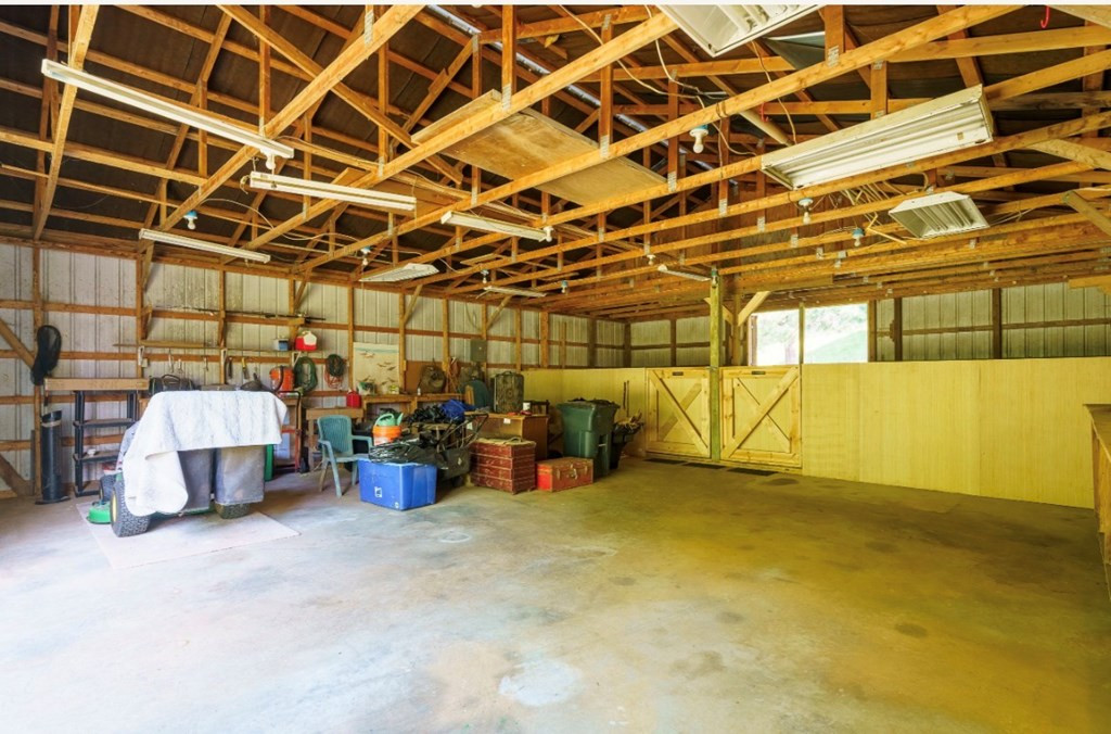 178 Windy Valley Lane Property Photo 40
