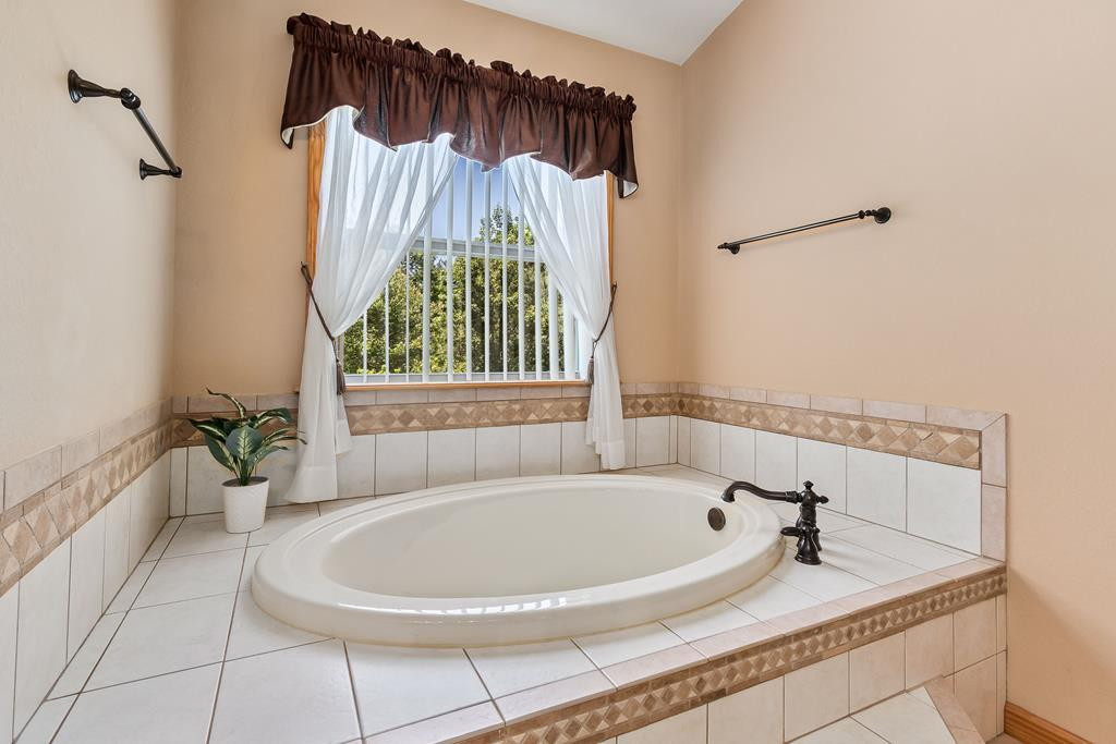 50 Laurel Oak Lane Property Photo 49