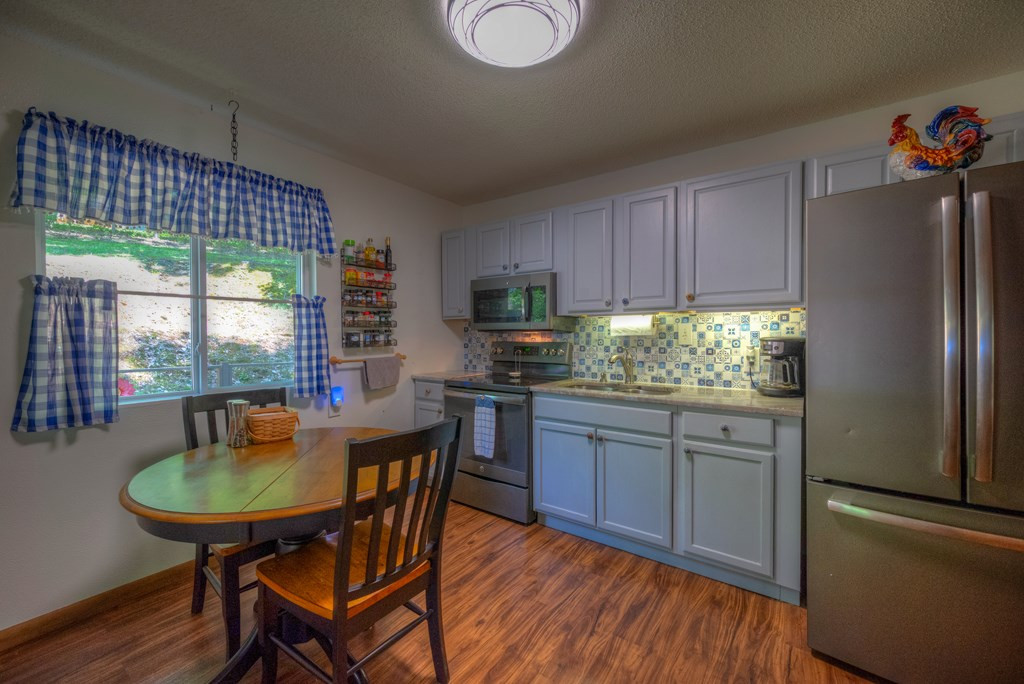 256 Woods Drive Property Photo 6