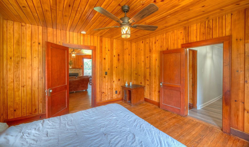 849 Valley River Avenue Property Photo 16