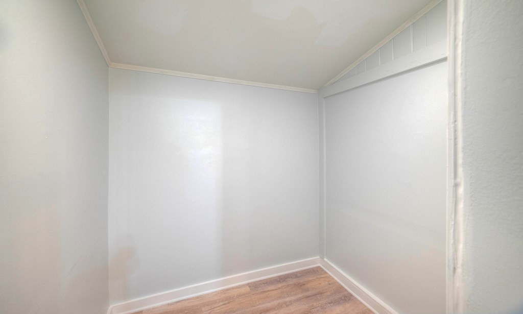 849 Valley River Avenue Property Photo 19