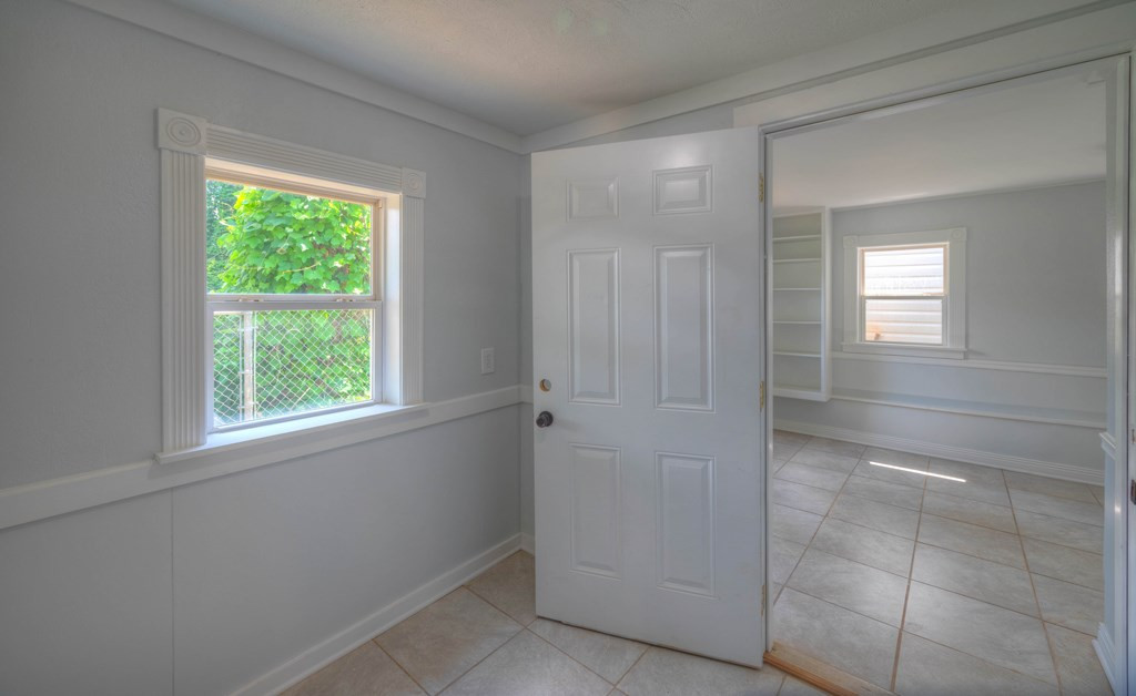 849 Valley River Avenue Property Photo 44