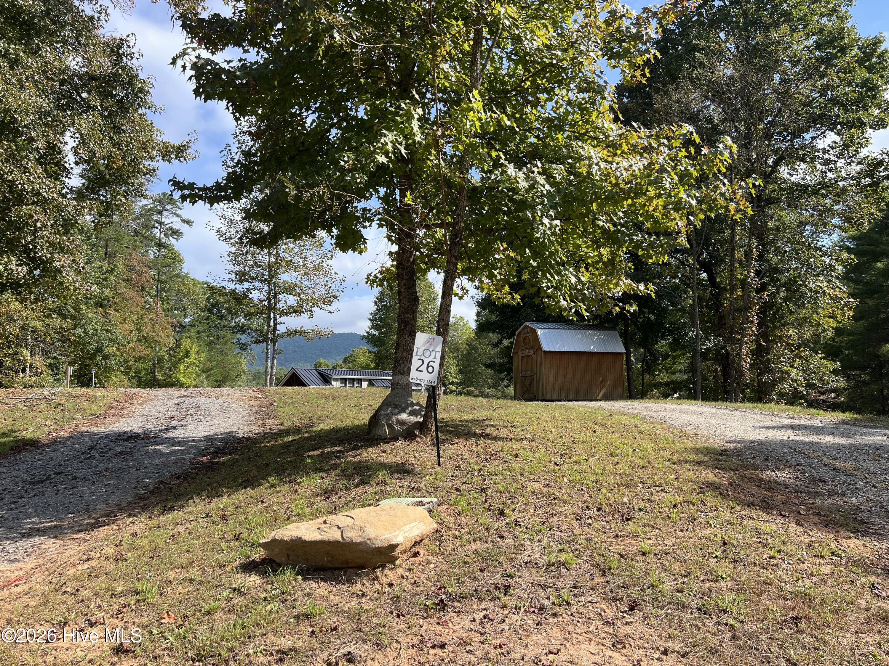 16 26 Merlin Trail Property Photo 15