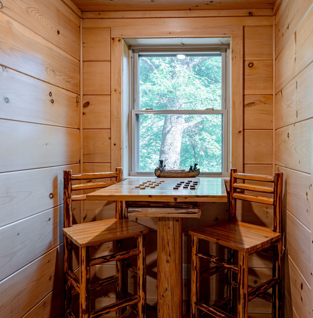 94 Bear Creek Cove Property Photo 14