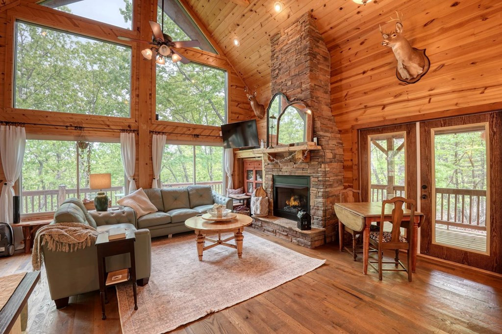529 Talulu Pass Property Photo 10