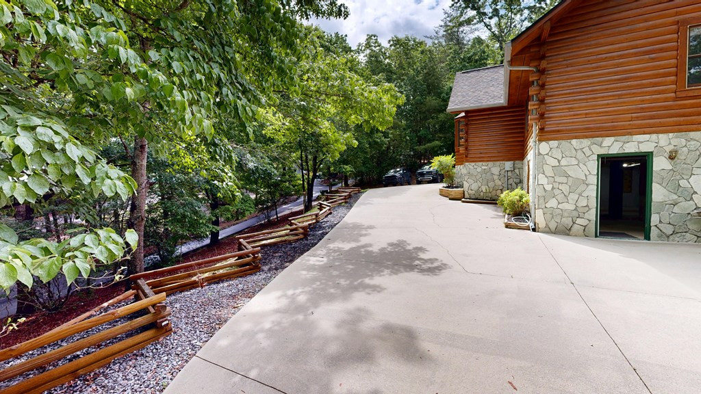 118 Laurel Ridge Lane Property Photo 8