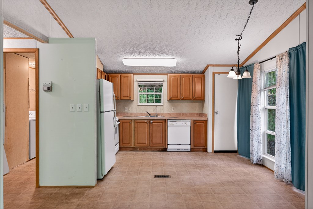 282 W Cherry Road Property Photo 6
