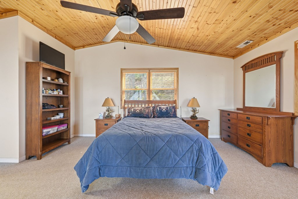 729 Canterbury Road Property Photo 16