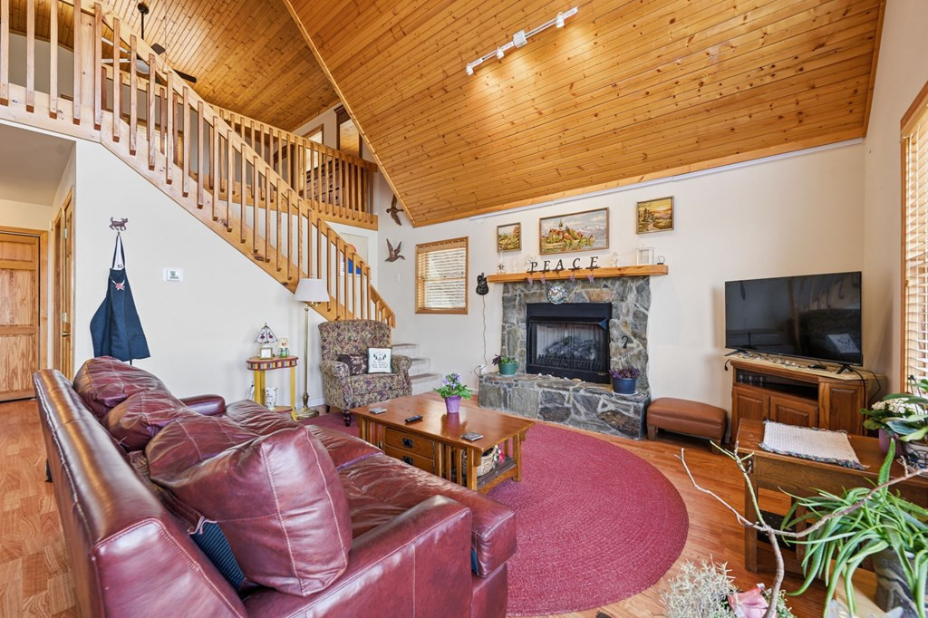 729 Canterbury Road Property Photo 19