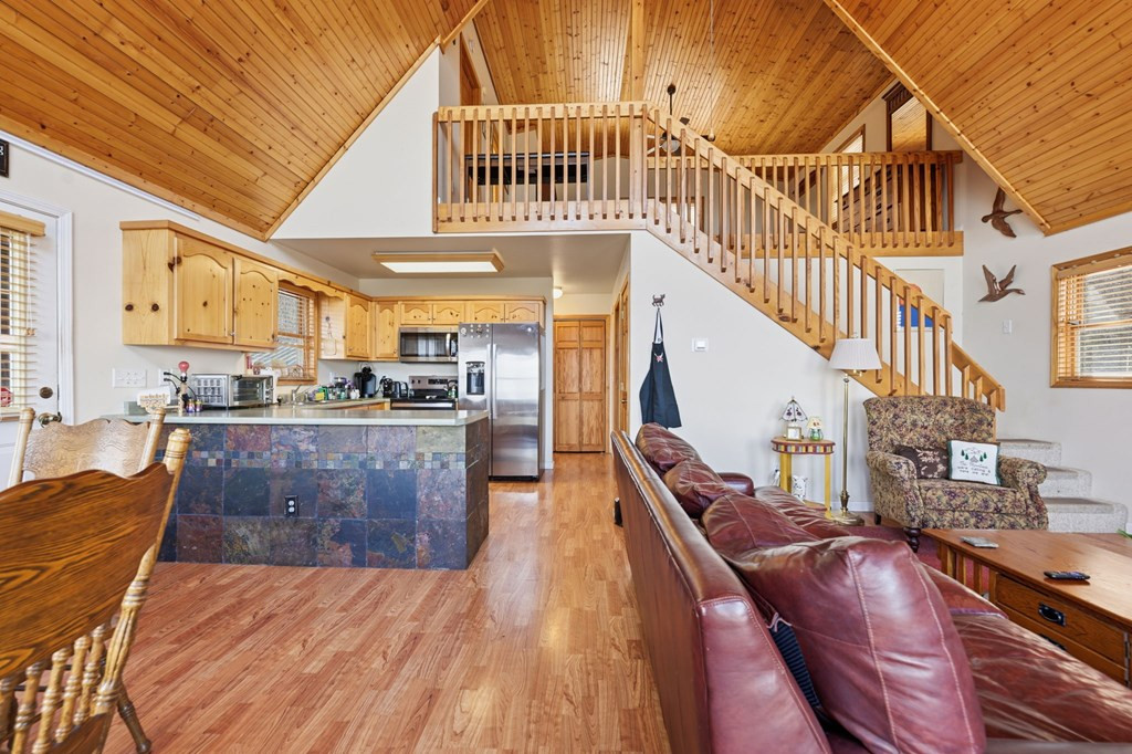 729 Canterbury Road Property Photo 20