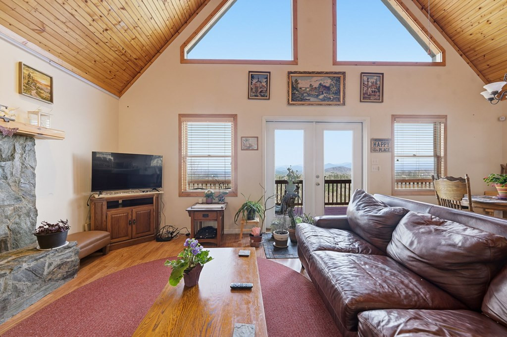 729 Canterbury Road Property Photo 35