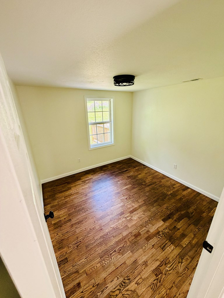 319 Circle Street Property Photo 13
