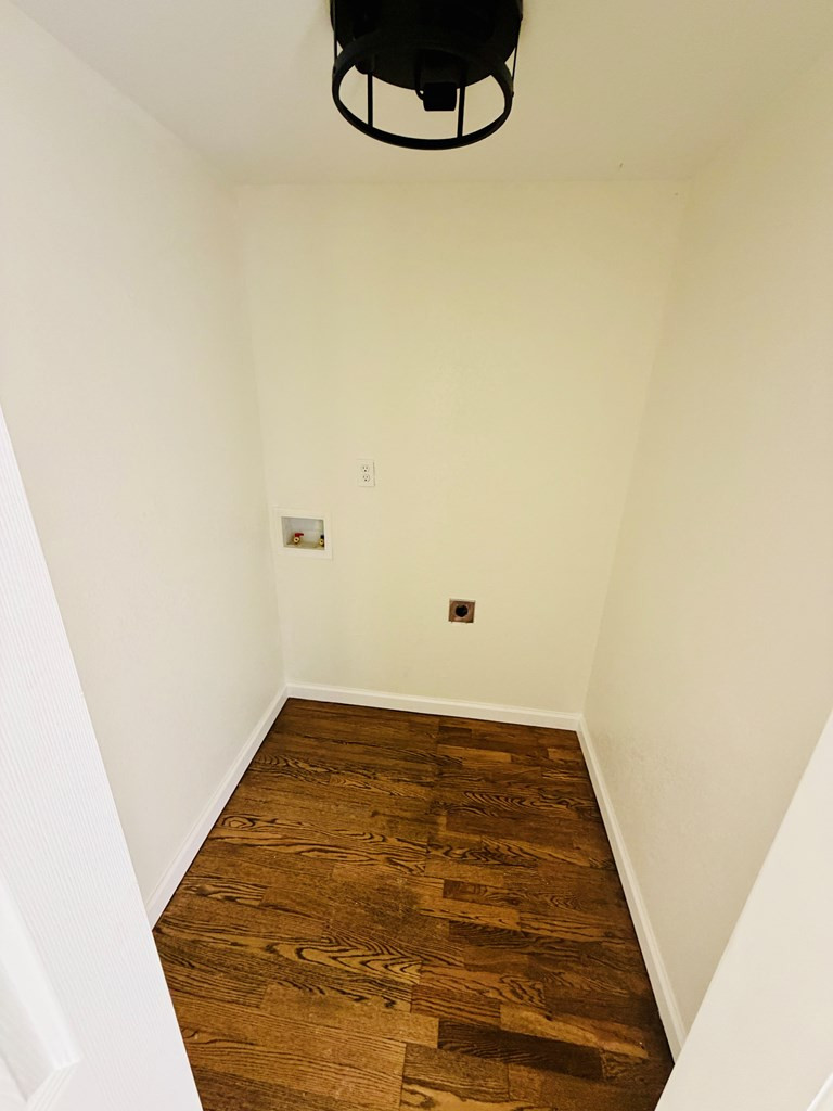 319 Circle Street Property Photo 14