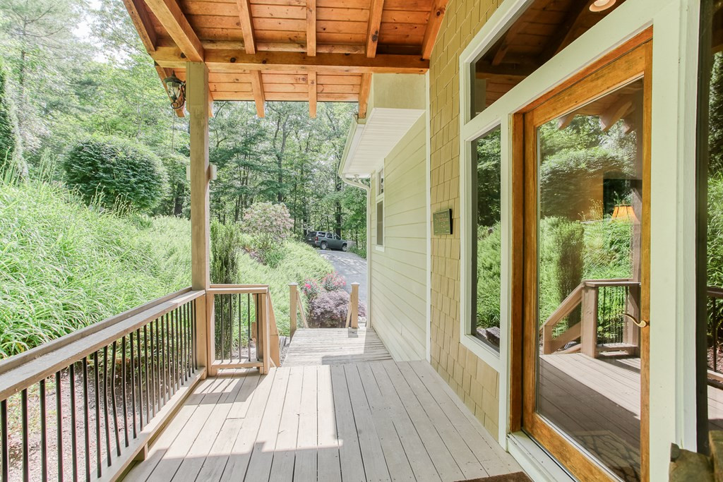 113 Snowbird Trail Property Photo 10