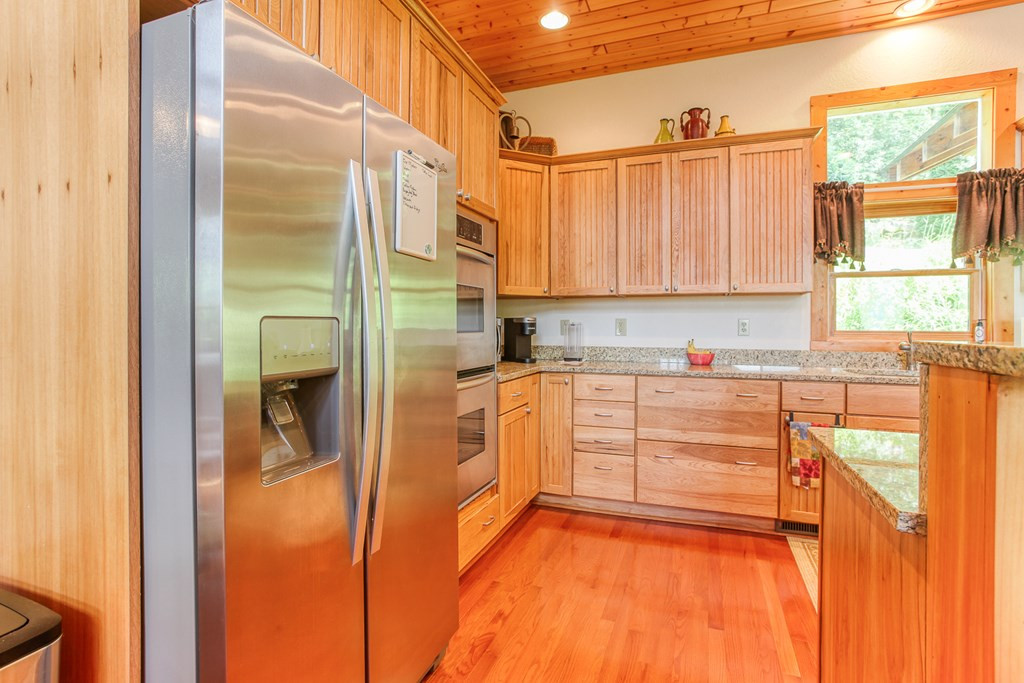 113 Snowbird Trail Property Photo 16