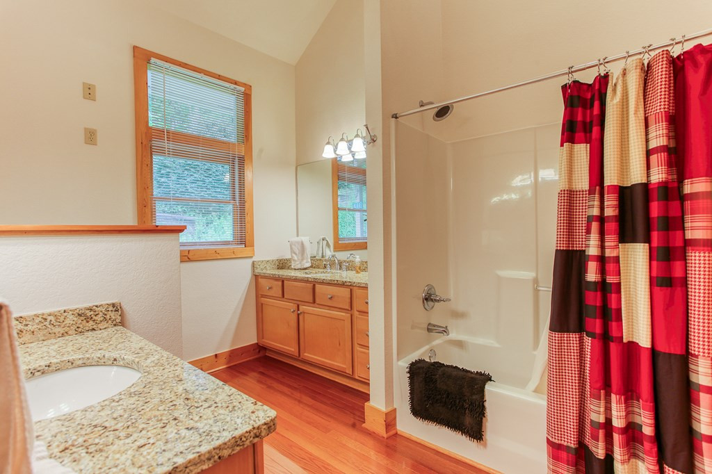 113 Snowbird Trail Property Photo 29
