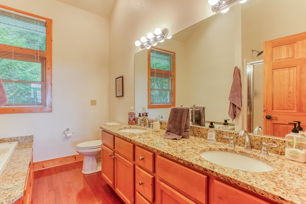 113 Snowbird Trail Property Photo 35