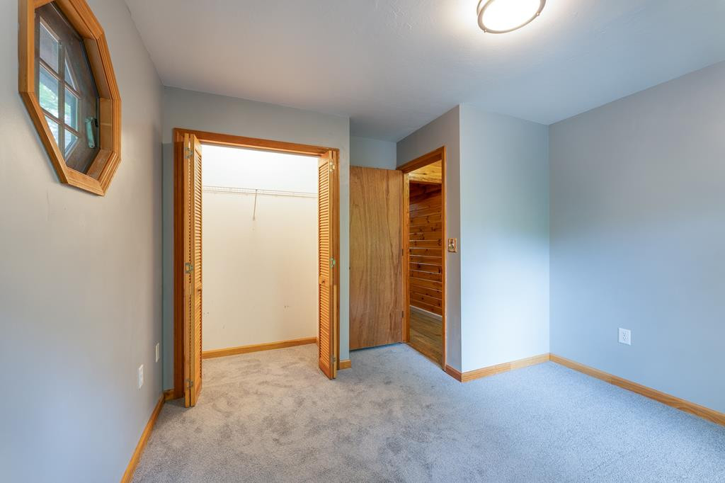 144 Wolf Ridge Lane Property Photo 18