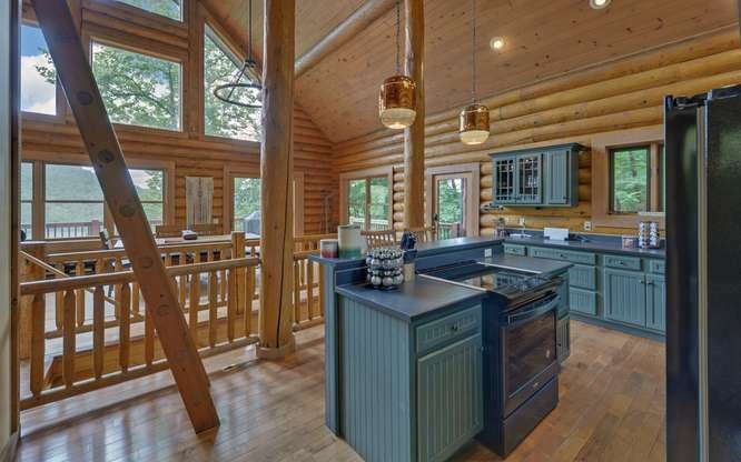 135 Ridge Top Drive Property Photo 12