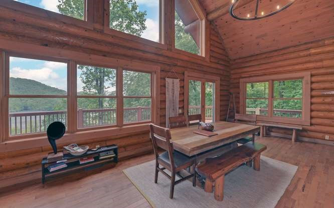 135 Ridge Top Drive Property Photo 17