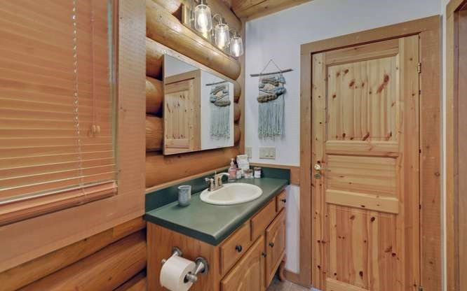 135 Ridge Top Drive Property Photo 24