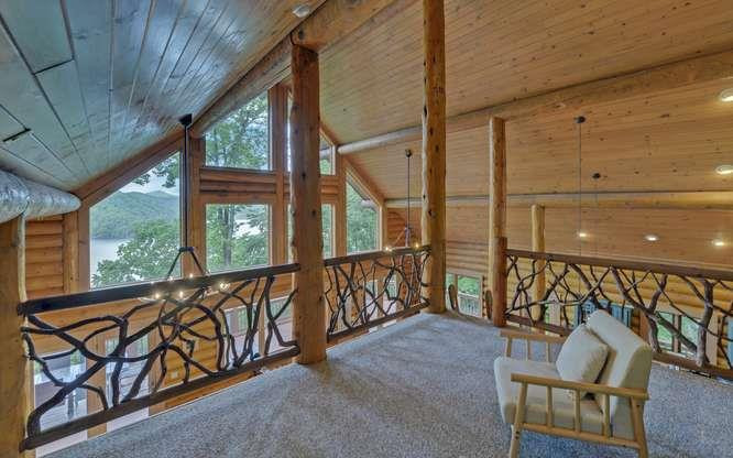 135 Ridge Top Drive Property Photo 27