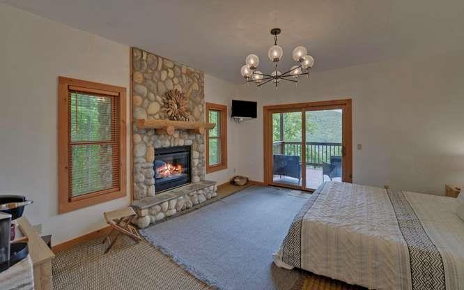 135 Ridge Top Drive Property Photo 42