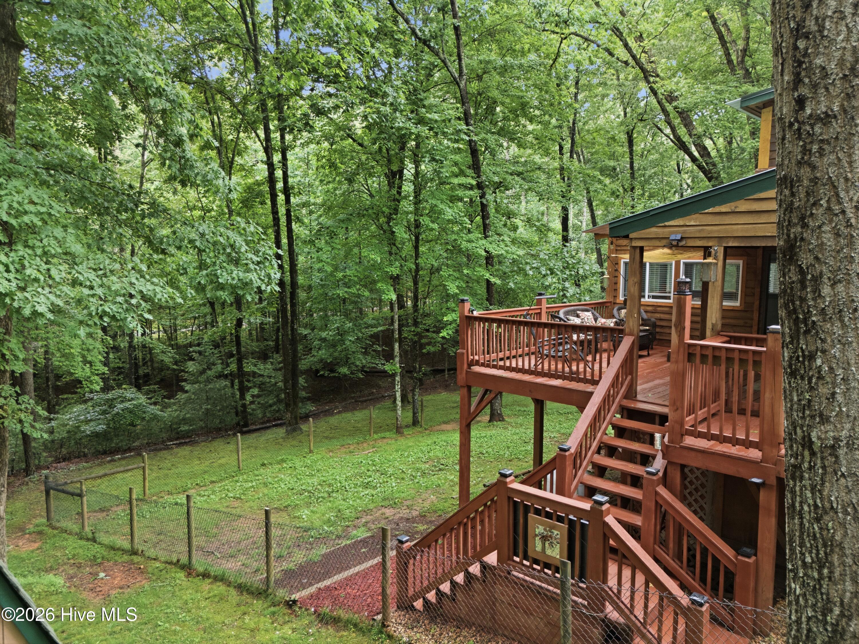 680 Hawthorne Lane Property Photo 9
