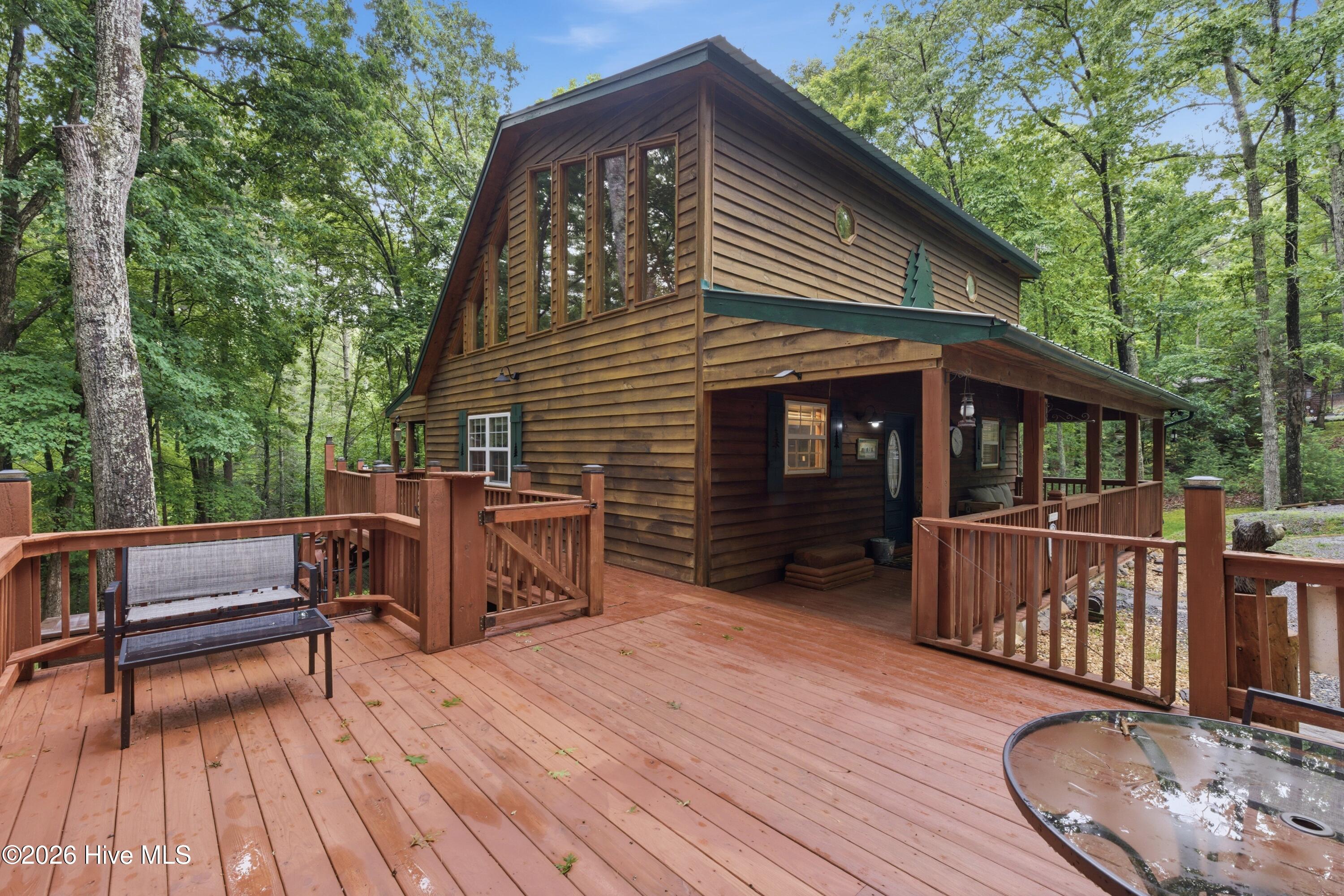 680 Hawthorne Lane Property Photo 15