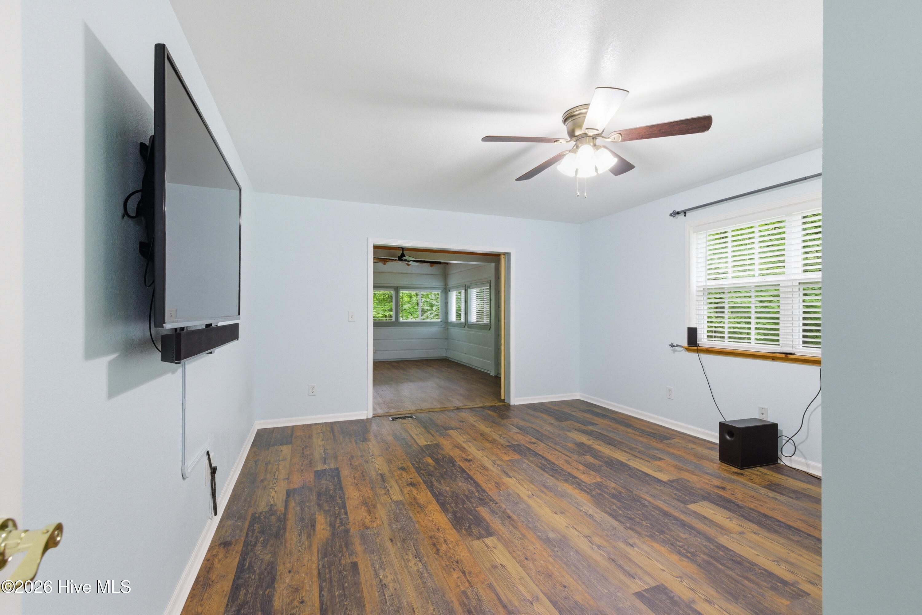 680 Hawthorne Lane Property Photo 35
