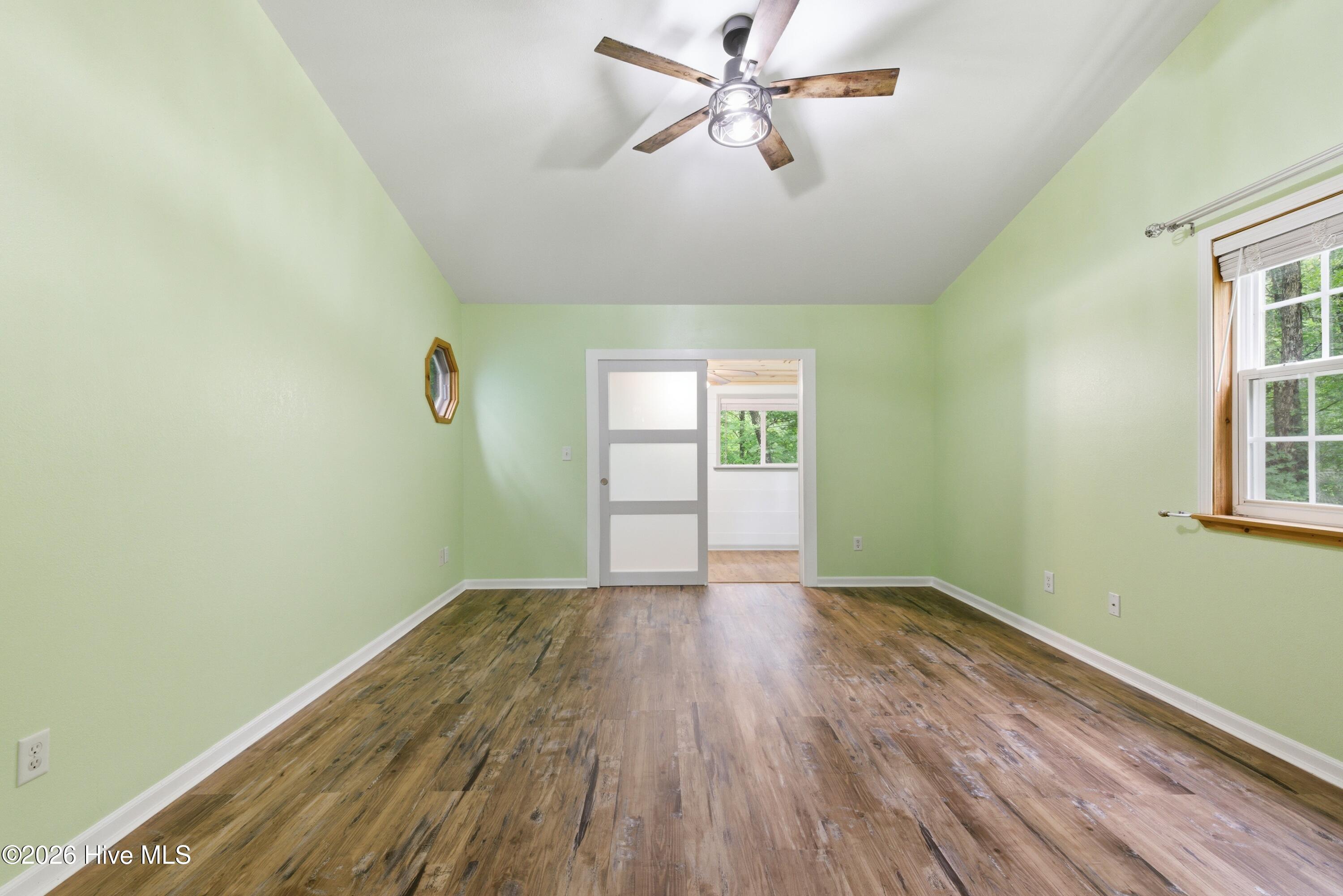 680 Hawthorne Lane Property Photo 45