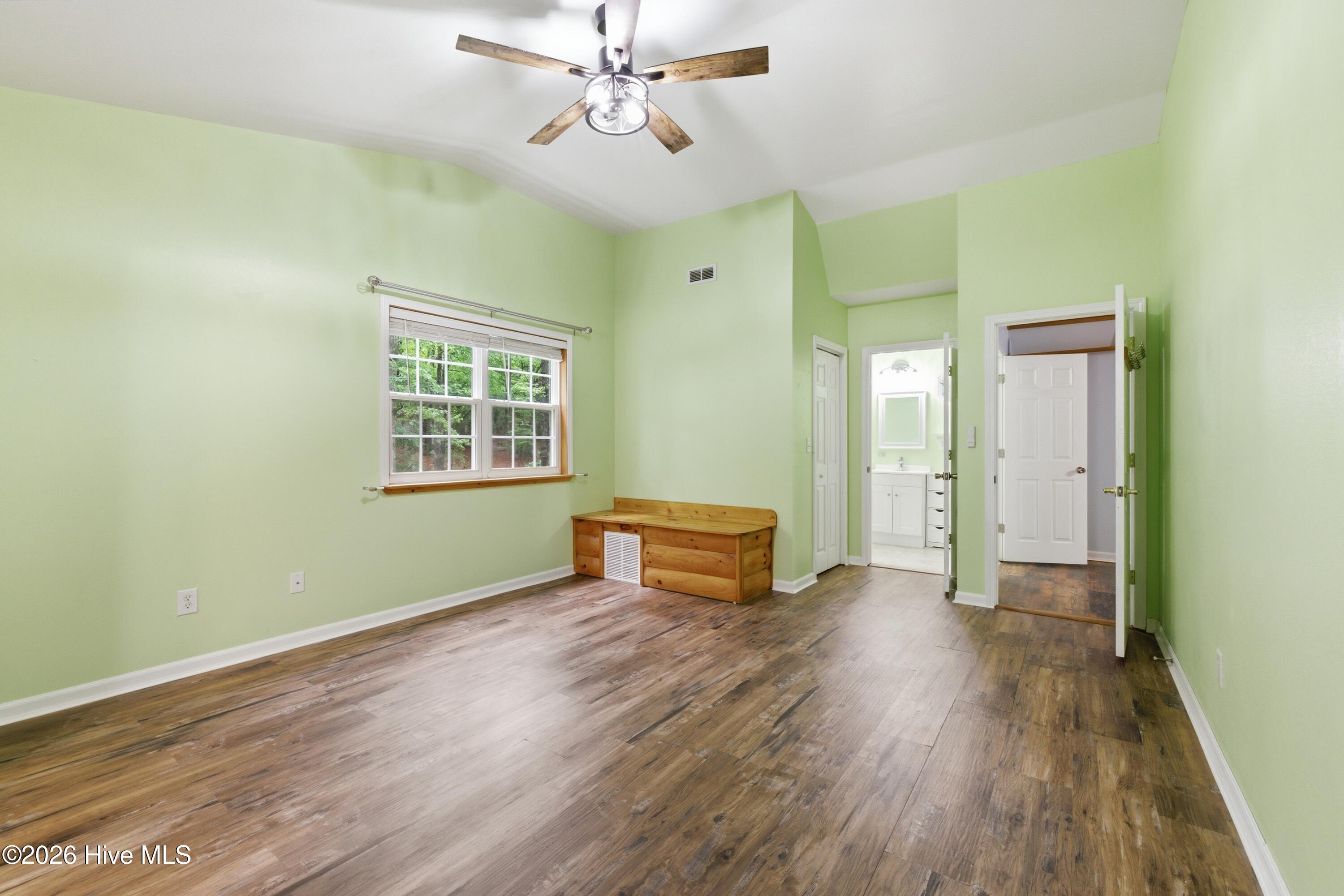 680 Hawthorne Lane Property Photo 46