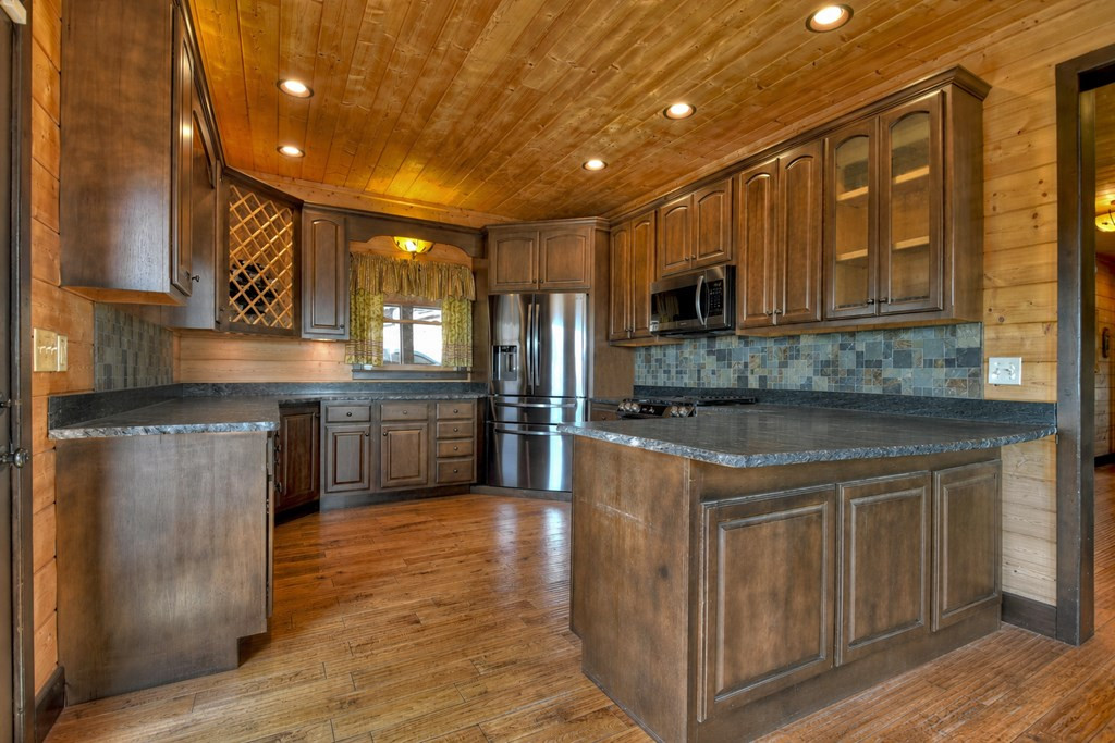 486 Henderson Lane Property Photo 20