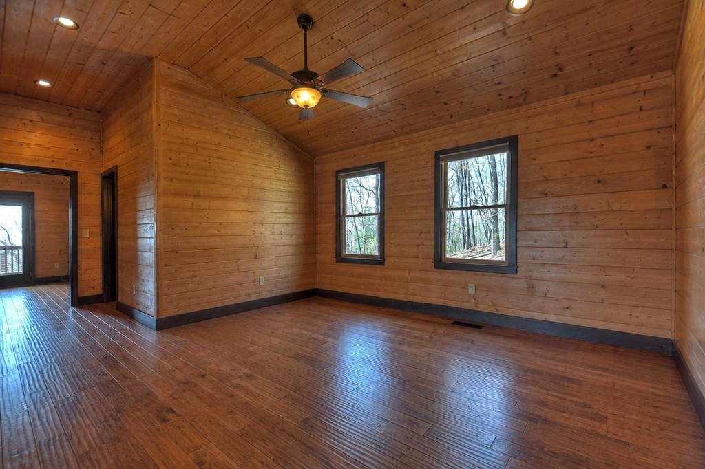 486 Henderson Lane Property Photo 23