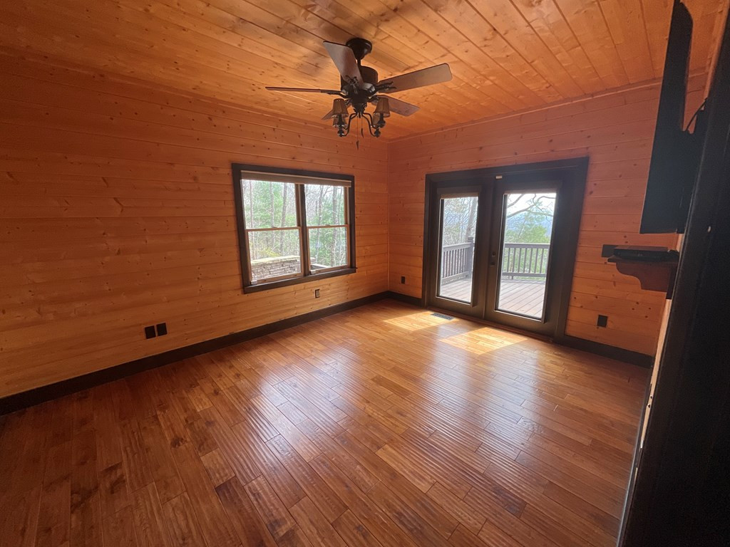 486 Henderson Lane Property Photo 41