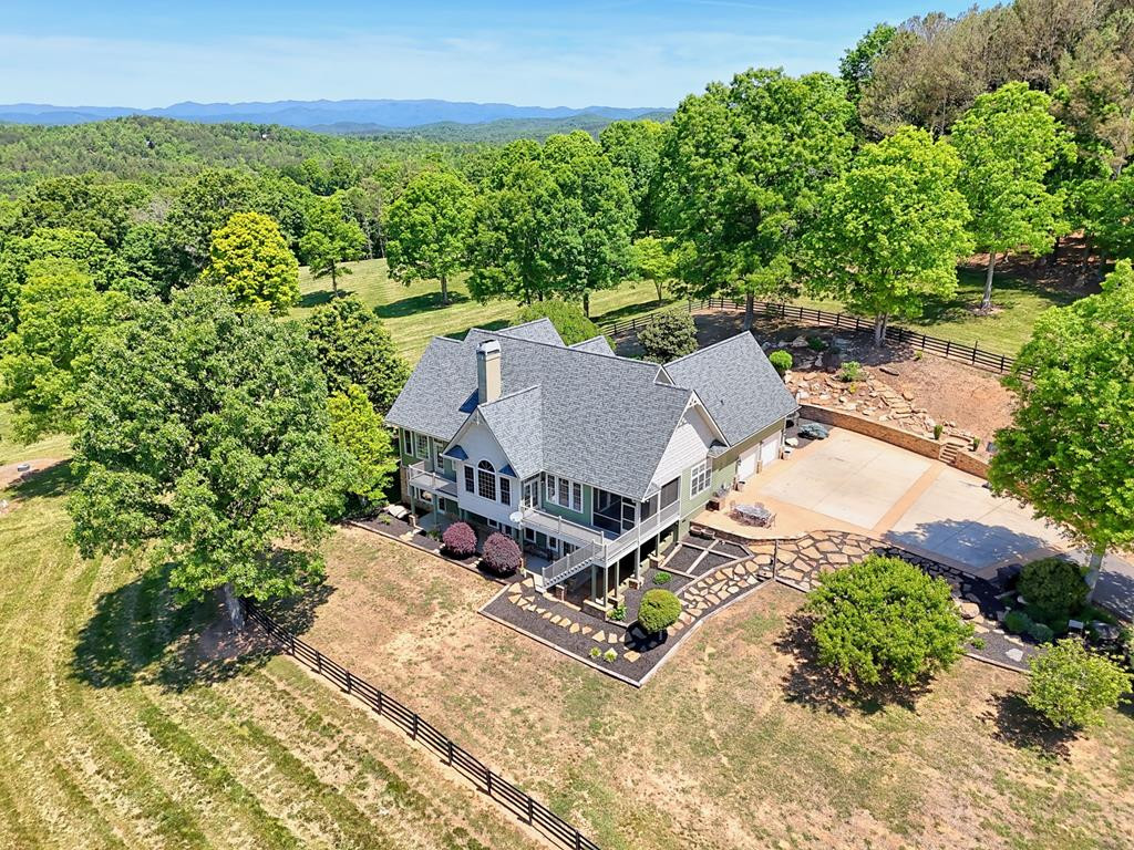 1193 Pine Log Road Property Photo 1